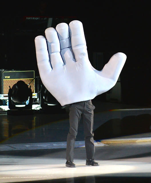 Mummenschanz performing at the Art on Ice show in Stockholm's Globe Arena, 2014