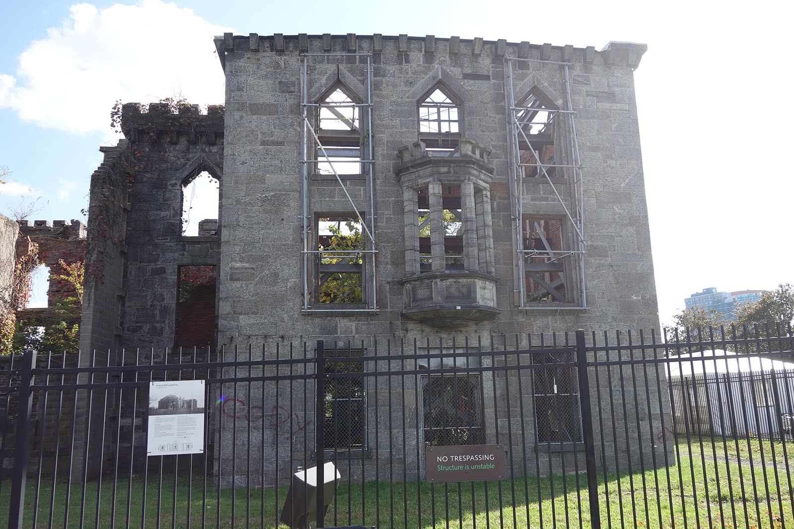 The roofless Gothic Revival stone ruins of the Renwick smallpox hospital at the south end of Roosevelt Island
