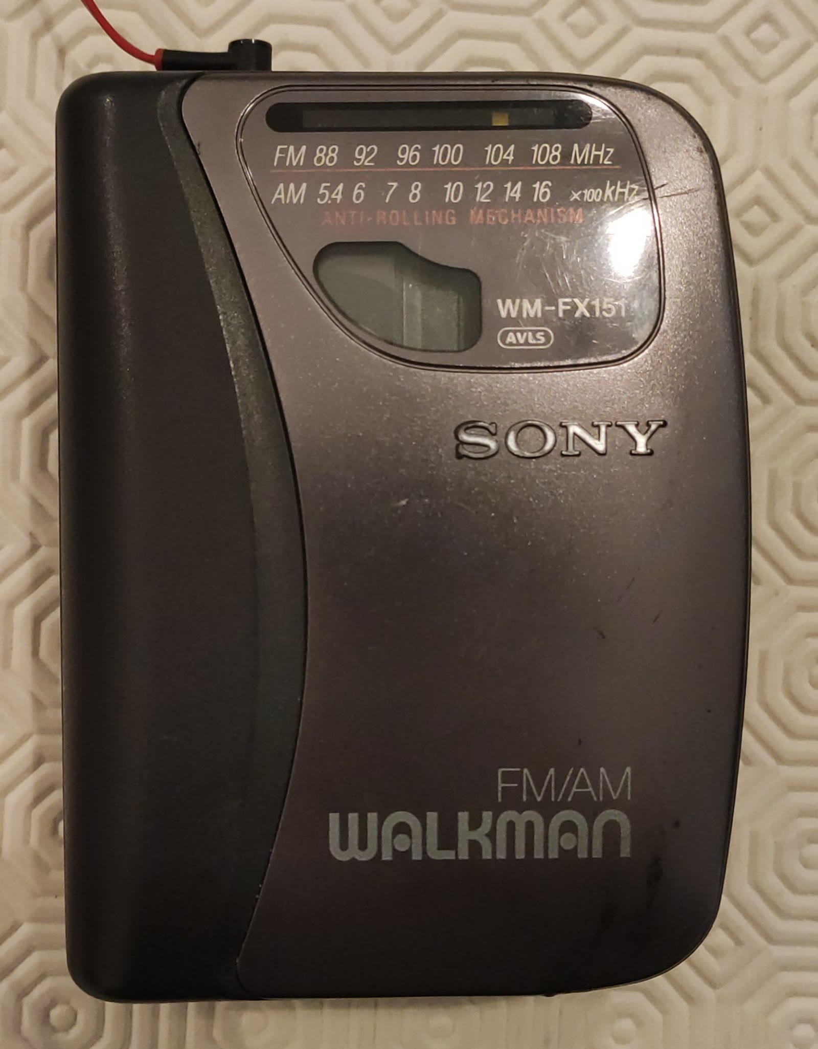 Sony Walkman WM-FX151 portable cassette player with radio tuner