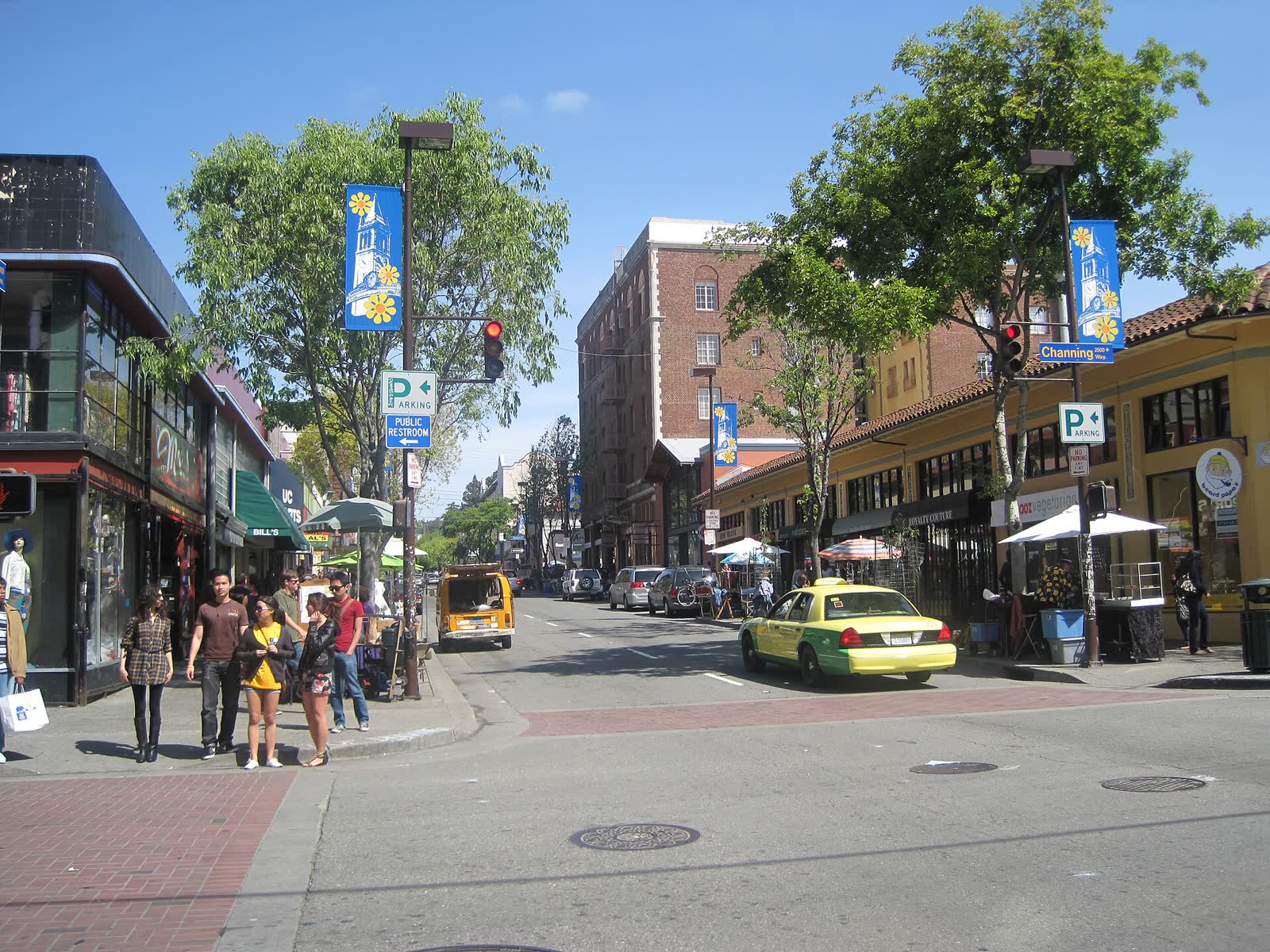 Telegraph Avenue in Berkeley, California, looking north along the street